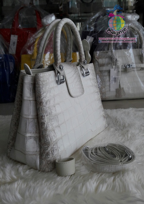 �ٻ�Ҿ���3 �ͧ�Թ��� : �ҹ��� �����Ҷ�� �о��˭ԧBT8156 ��ͧ+������ʵҧ��